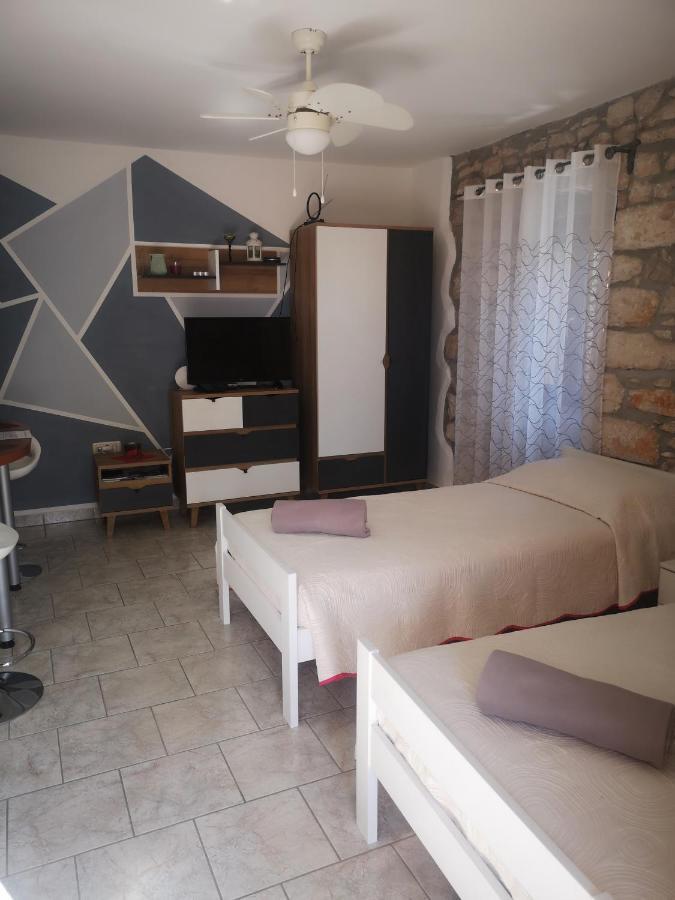 Apartment Julia Nedeščina Esterno foto